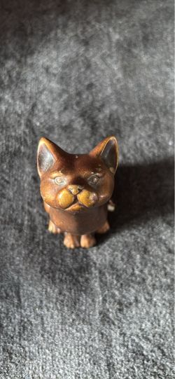 Small Carved marble Cat Figurine