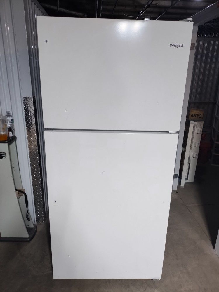 Whirlpool 18 Cubic Ft Refrigerator