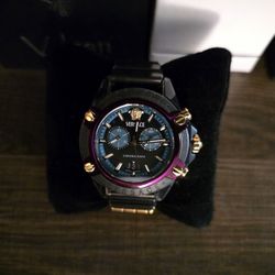 Versace: Icon Active Chronograph Black Dial Black Siliconen Strap