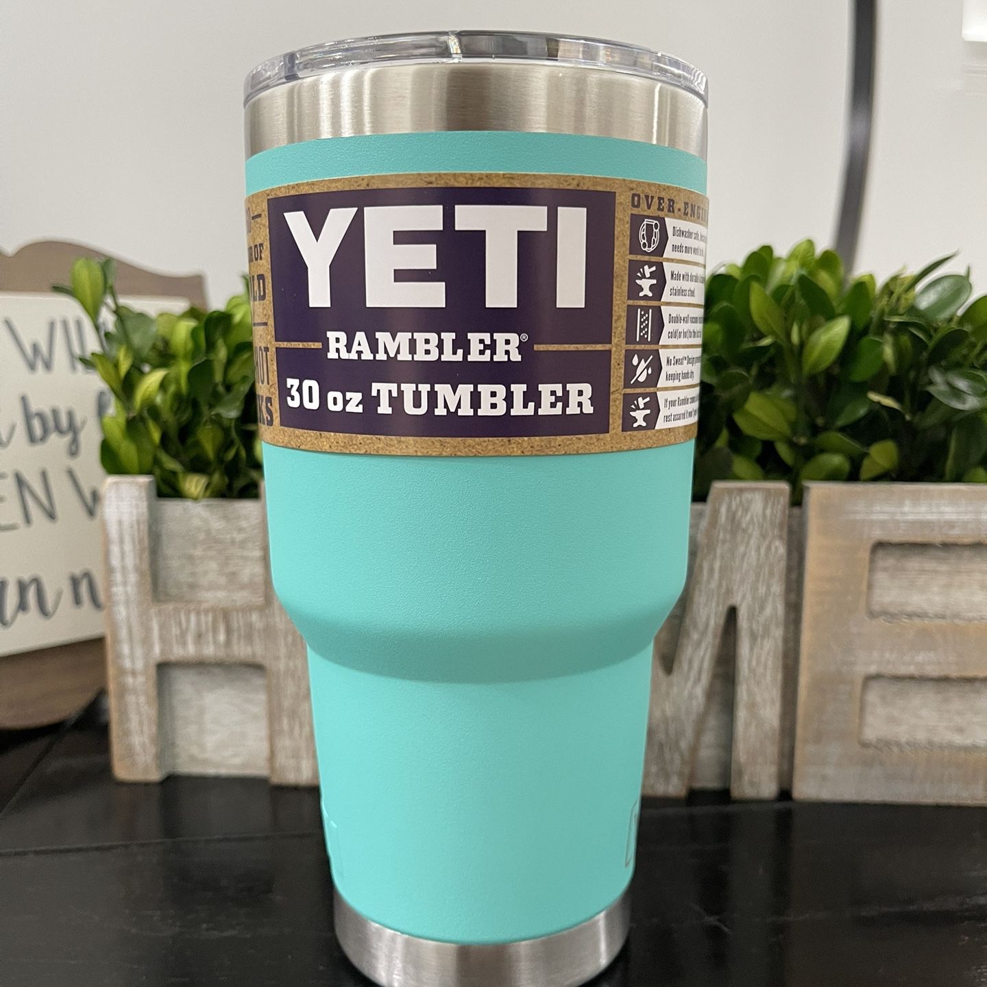 Yeti Rambler 30oz tumbler Thermo With Magnetic Lid for Sale in
