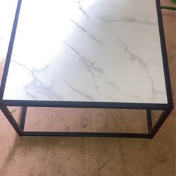Saygoer marble coffee table