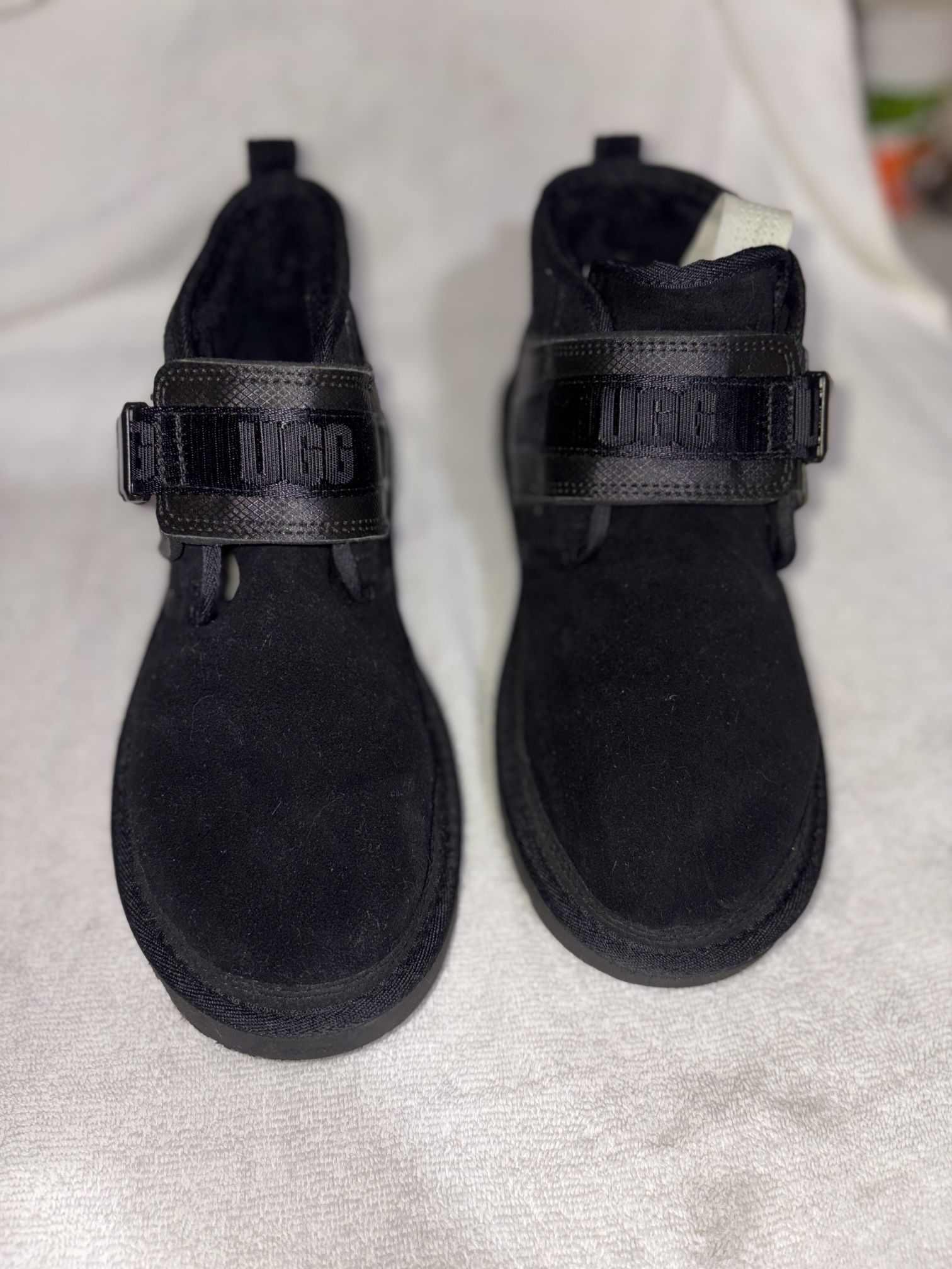 Men’s UGG boots Size 10