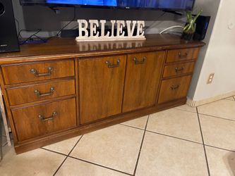 Tv holder