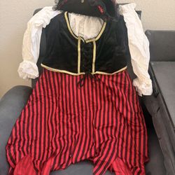 Women’s Pirate Costume And Hat
