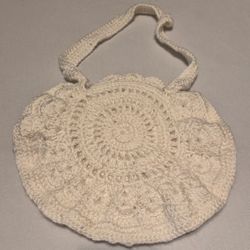 Handmade Boho Crochet Circle Purse – Ivory Cottagecore Crossbody Bag
