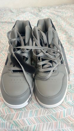 Zapato Reebok  SIZE 7M
