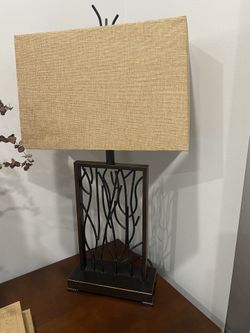 Table lamp with gold and brown  In great condition