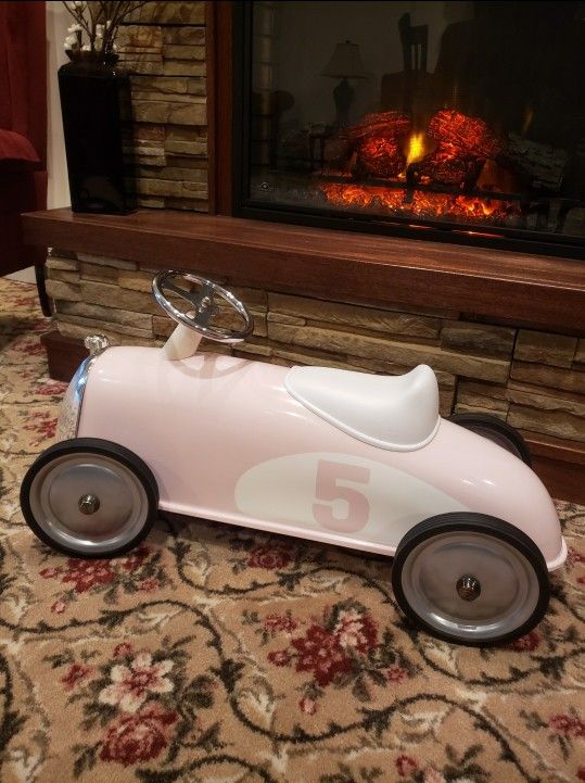 RESTORATION HARDWARE Girls Pink Baby/Child Retro Roadster Scoot Car