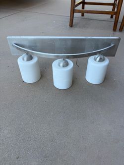 Bathroom vanity light