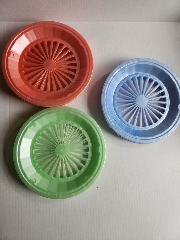 Plastic Paper Plate Holders