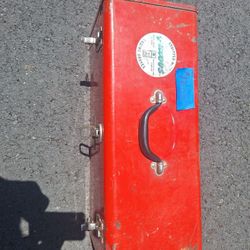 Craftsman 24-in Tool Box