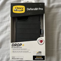 OtterBox / Defender Pro Series iPhone 13 Case