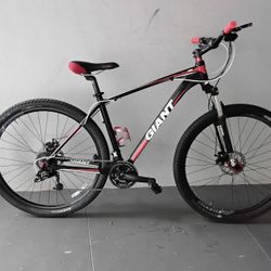 BICYCLE GIANT 21 SPEED SIZE 29 BRAND NEW 