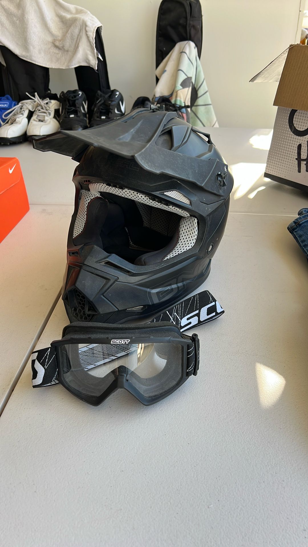 O’Neil 2SRS Youth Helmet Flat Black