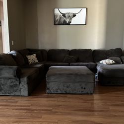 Sectional Plus Recliner 