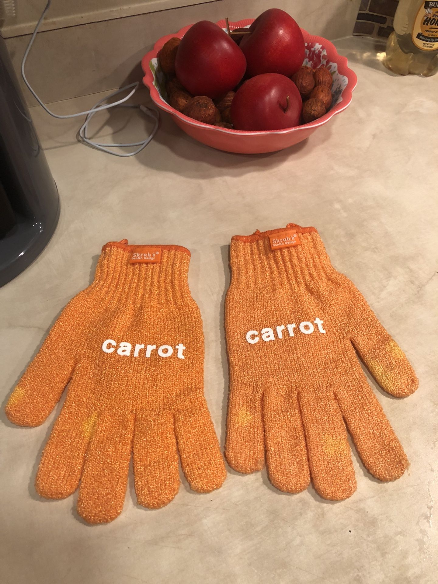SCRUBBING GLOVES FOR FRUITS AND VEGETABLES ONE SIZE FITS MOST 