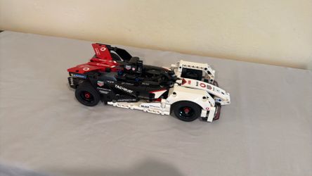 Lego technic Porsche.