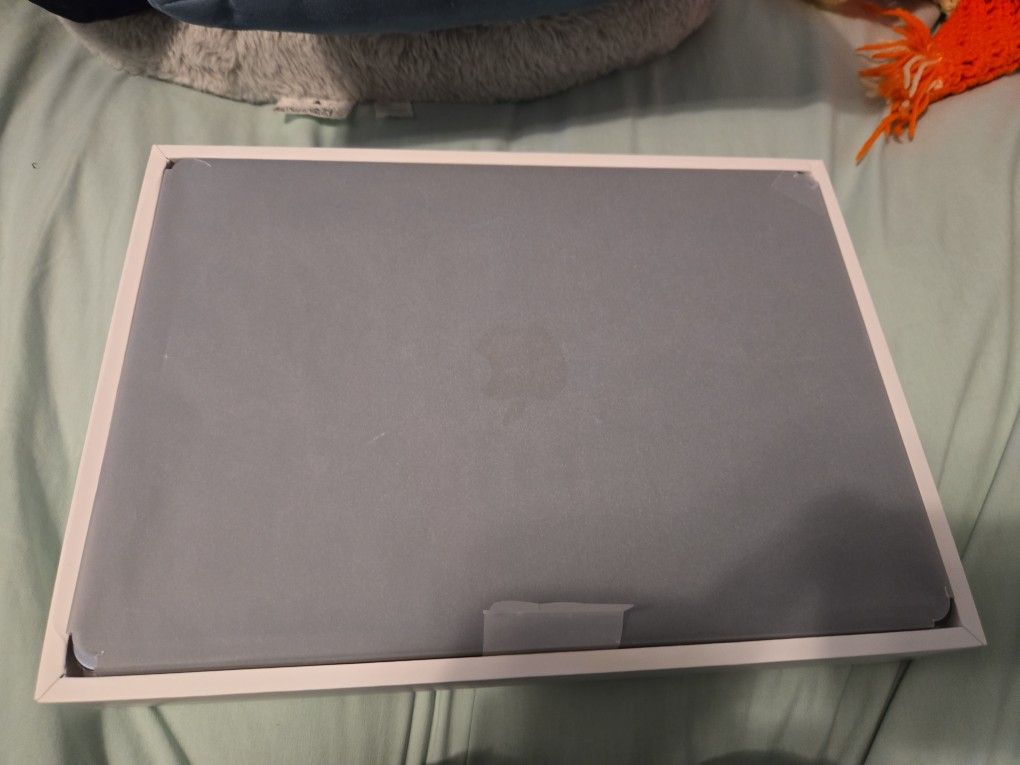 13-inch Macbook Air M3 chips