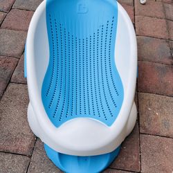 Baby Bathing Tub For Infants. Used. Good Condition