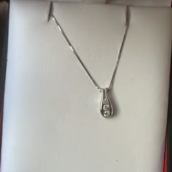 10k 1/7 ct 3 stone Sirena pendant