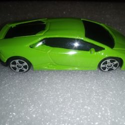 Pre-owned Maistro Lamborghini Huracan Green Color