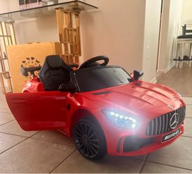 Mercedes-Benz AMG 6V Kids Electric Ride-On Car + Charger