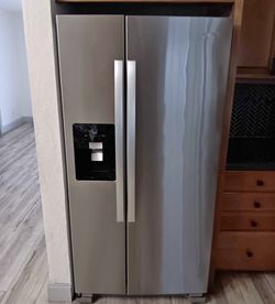 Fridge Stainless Steel. Price Including Delivery 