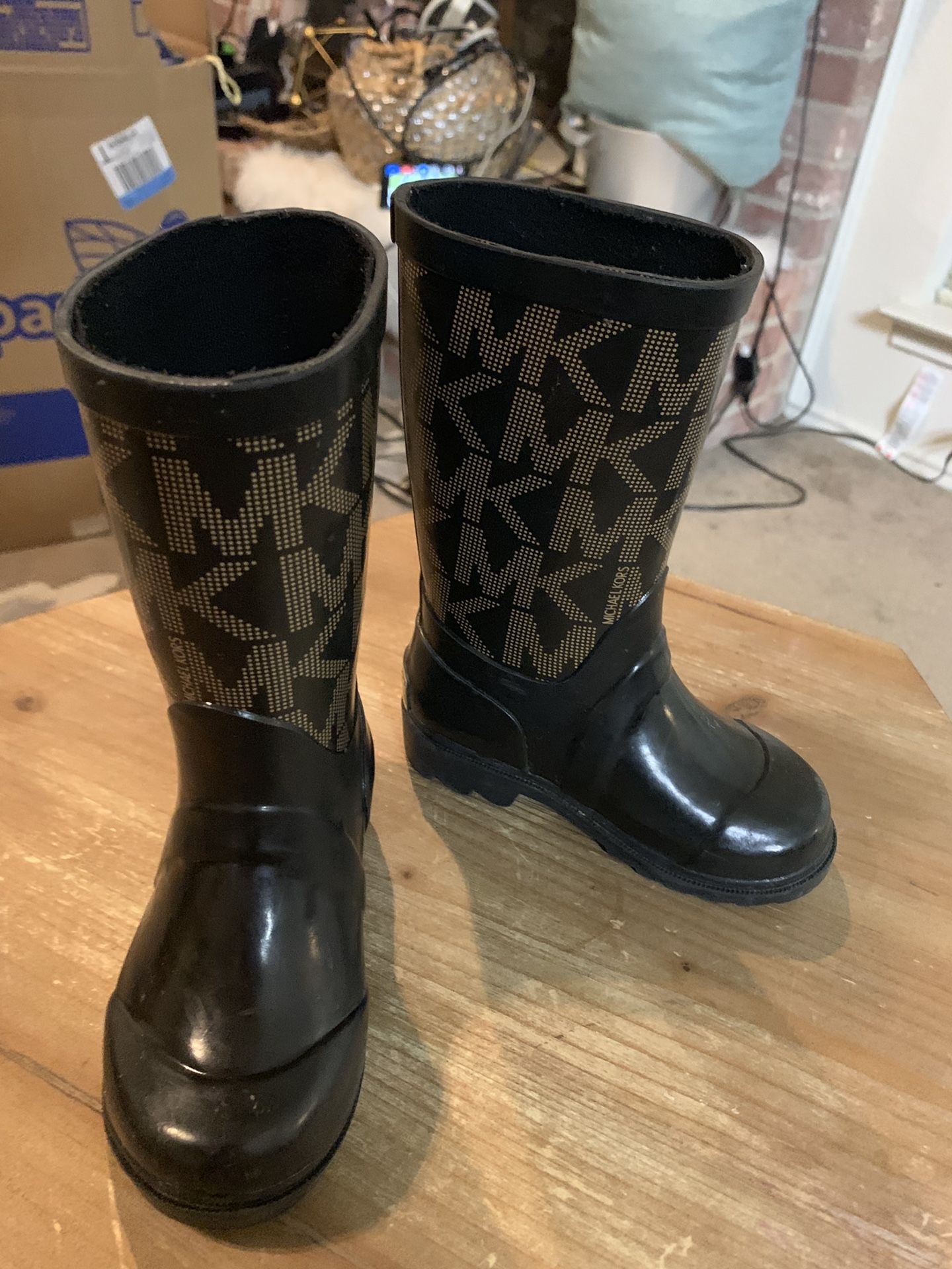 Toddler sz 5 Michael Kors rain boots