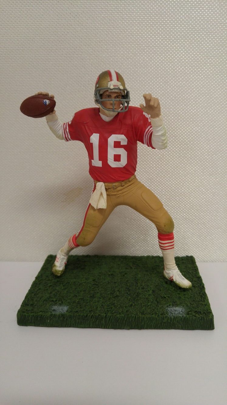 McFarlane NFL Legends Box Set SF 49ers 3-Pack Joe Montana