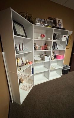 3 Prebuilt Bookshelves