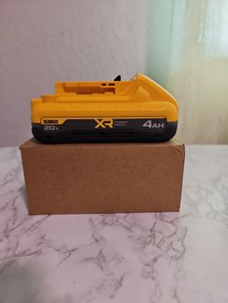 DeWalt 20V MAX XR 4Ah Lithium-Ion Battery