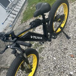 Fast Electric Vtuvia Bike