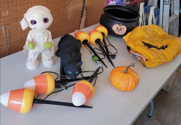 Halloween Decorations Trick or Treat Display