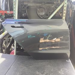 2017 - 2023 TESLA MODEL 3 - REAR PASSENGER SIDE DOOR OEM 