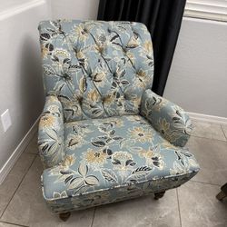 Accent Chair 