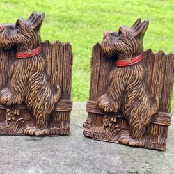    1940's USA Scottie Dog hard to find red Collared Bookends. Syroco wood.