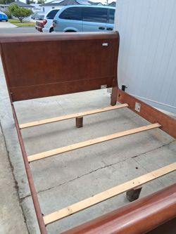 $50  OBO - Queen  Sled Bed