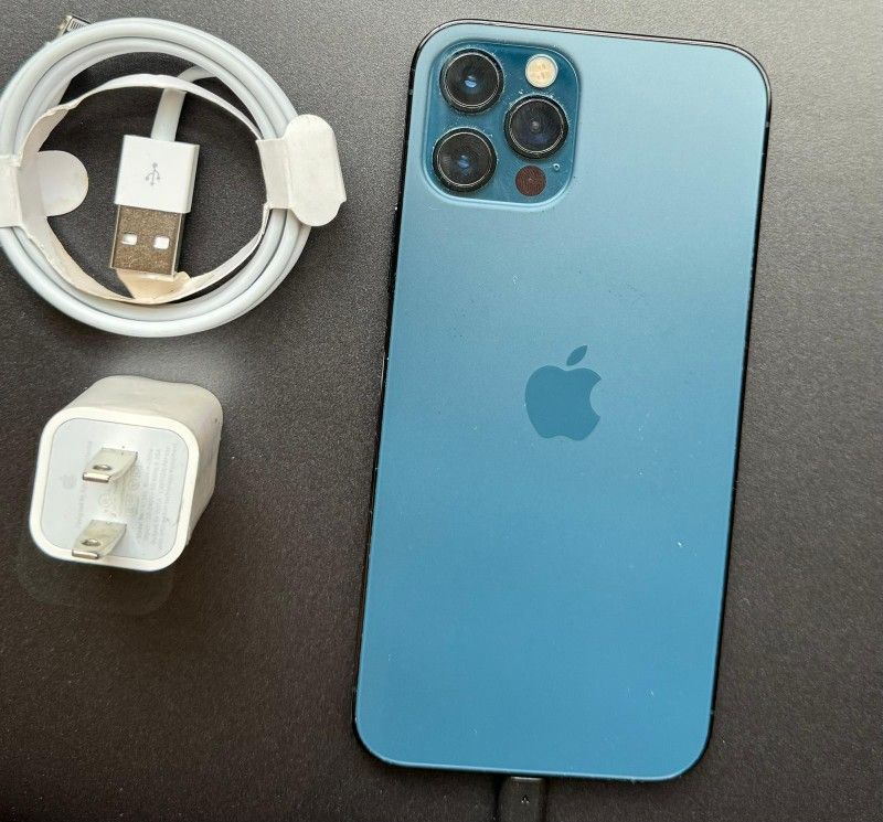 iPhone 12 Pro , Unlocked for all Company Carrier , Excellent