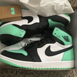 Retro Jordan 1s