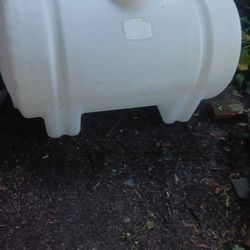 65 Gallon Water Tank
