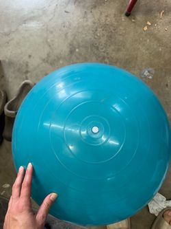 Free gymnastic ball