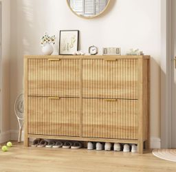 Fluted shoe cabinet