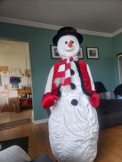 5 ft gemmy singing dancing snowman