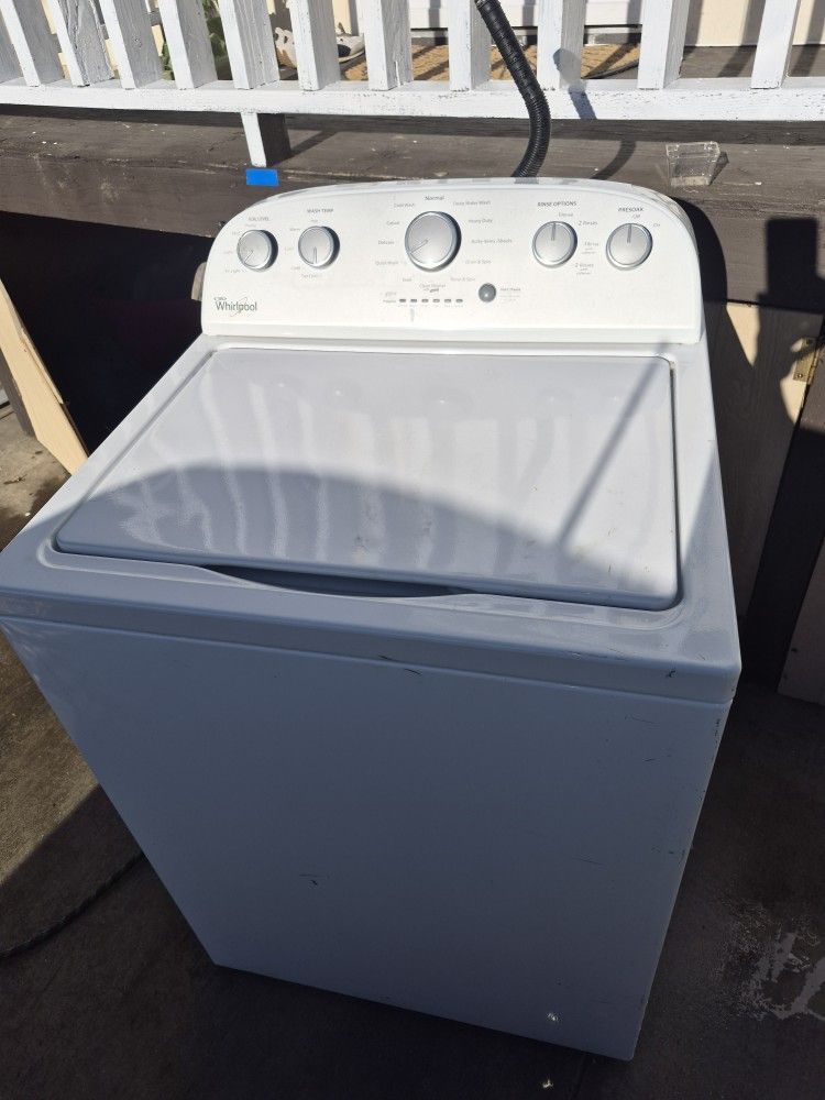 Whirlpool Washer great condition.