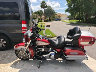 HARLEY DAVIDSON ULTRA CLASSIC