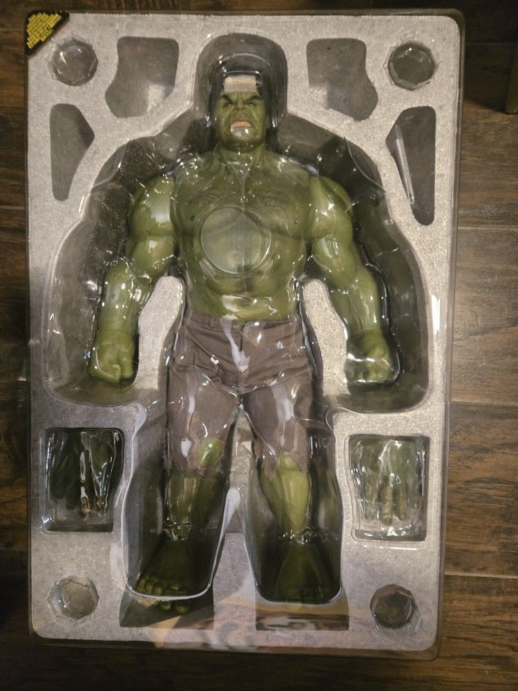 HoT Toys Hulk