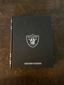 Las Vegas Raiders 2025 Season Ticket Gift Box Book with Rally Flag and Bag
