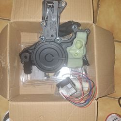 ENGINE CRANKCASE VENT