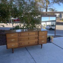 MCM Walnut 9 Drawer Dresser With Mirror ( Can Deliver For $10 )