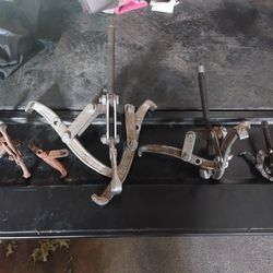 Assorted Hub/Bearing Pullers